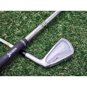 [중고] 중고 스릭슨 Z745 FORGED (4~P) 중량스틸 다골 DST S200 1024 IA3079685