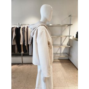 [여주점] [나이스클랍] 니트 탈부착 라운드넥 핸드메이드 숏코트 A254PWC904