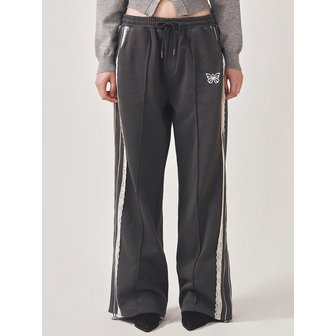 닉앤니콜 BUTTERFLY LACE SWEAT PANTS_CHARCOAL