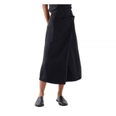 스튜디오 니콜슨 ASSSYMETRIC WRAP SKIRT BLACK (1238) (애시메트릭 Rab 랩 스