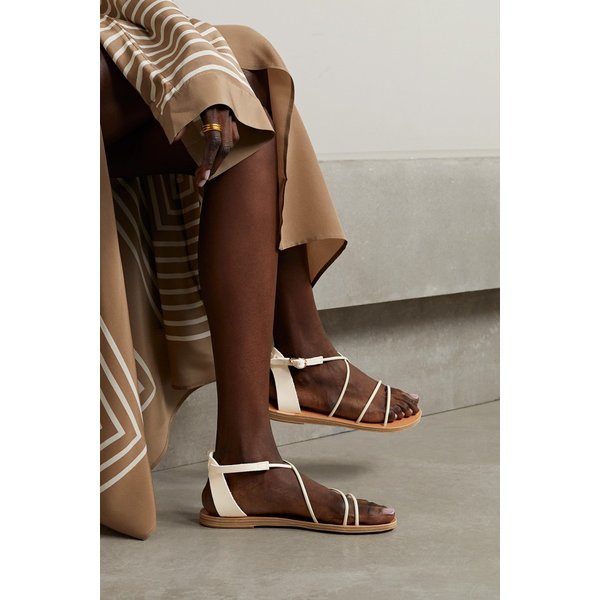 멜로이비아 가죽 샌들 아이보리 1647597302077498