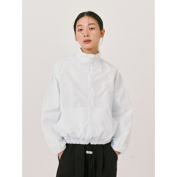 Essential Light Windbreaker_White