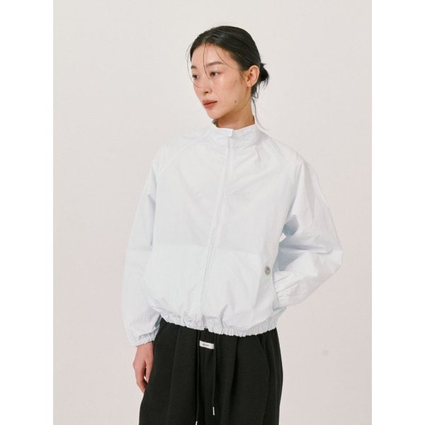 Essential Light Windbreaker_White