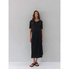 Pocket Pleats Skirt - Black