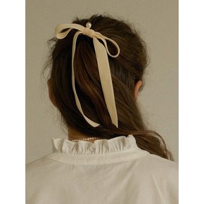 T Pearl Velvet Ribbon Hairtie_Cream