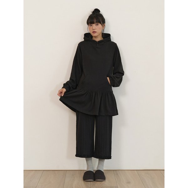 BUTTON SWEAT ONE-PIECE (BLACK)