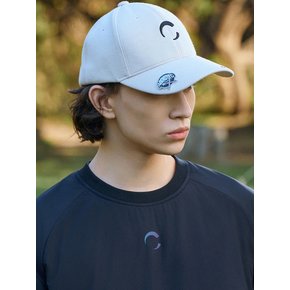 남성 아크씨 챙로고 자수 포인트 쿠션스판 볼캡 베이지