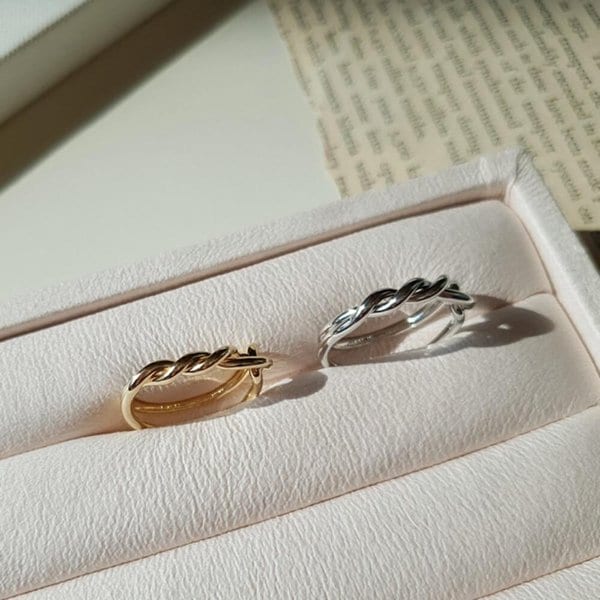 [옷자락] 여자 데일리 꽈배기 트위스트 레이어드 반지