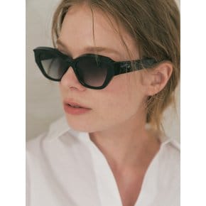 Hydra Black Frame Sunglasses_3 Color