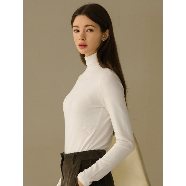 리본 터틀넥 티셔츠 - 아이보리