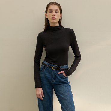 나인(Atelier Nain) (택가:49,000원)시그니처 소프트 데일리 하프넥 티(R-N-T-6743)