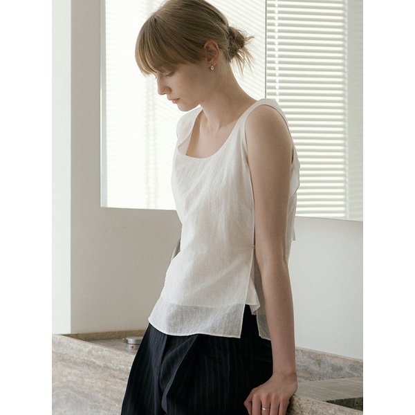 round sleeveless blouse (ivory) orc 6030