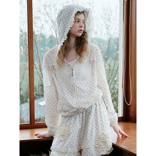 Cest_Polka dot lace hooded jacket