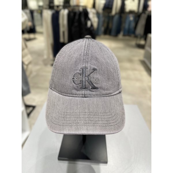 [파주점] [CK진]남녀공용 모노그램 라이트 데님 볼캡 4G5007G-PA7