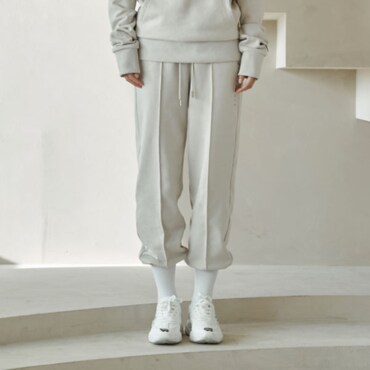 아우르젠떼 BASIC LOGO JOGGER, BE