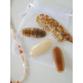 베이지 무드 비틀즈 클립 Beige Mood Beetle Clip (3 colors)