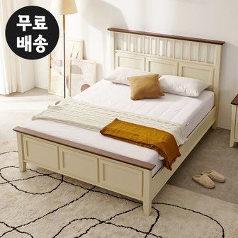 벤티스가구 고무나무 원목 침대프레임 엔틱 빈티지 명품 퀸사이즈 침대 침실가구(아이보리)