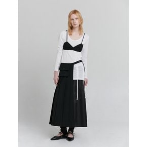 POCKET PLEATS WRAP SKIRT [BLACK]