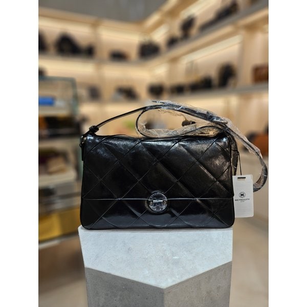 [부산점] 플랩백 미듐 M241MQ9162