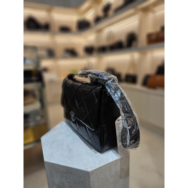 [부산점] 플랩백 미듐 M241MQ9162