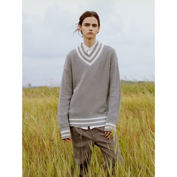 V NECK CRICKET KNIT (GREY)