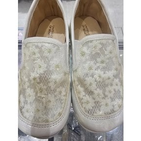 [부산점] ) 아일렛로퍼  QCSH06411