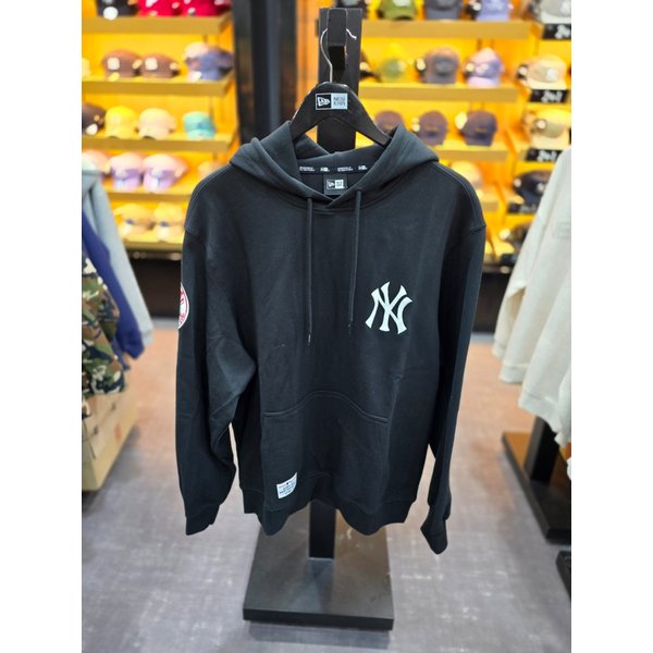 [여주점] (14179206) AP MLB SLEEVE PATCH HD41 NEYYAN BLK 후드티
