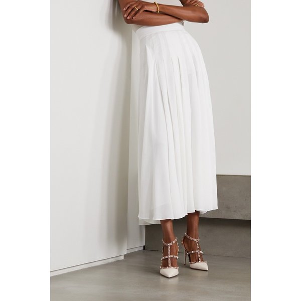 Rockstud 100 Leather Pumps 오프 화이트