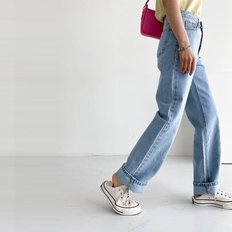 Grace Semi Wide Jeans