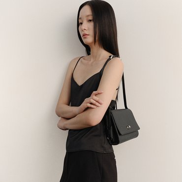 킨더살몬 Clara Sleeveless Black
