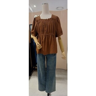 파프리카 루미앤플로프릴 셔링 블라우스SK2BL503J