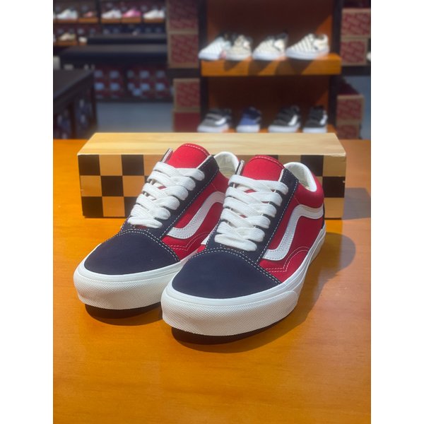 [여주점] (남여공용) 스니커즈 올드스쿨 (레드) (VN000D9YY9T)