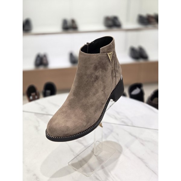 [시흥점] 여성 장식 디테일 앵클부츠 (FRB506)