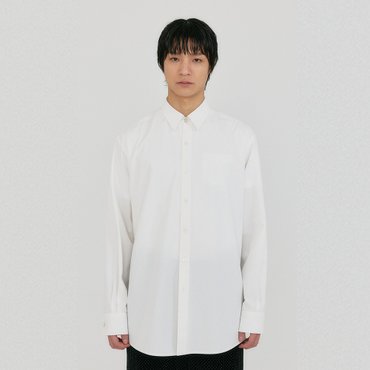EENK ZOSEF Oversized Shirt with Brooch - White