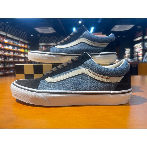 [여주점] (남여공용) 스니커즈 올드스쿨 데님 (네이비) (VN000D9YBX9)