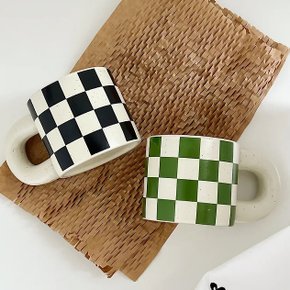 바나코 체커보드 감성 머그컵 (2 Color)