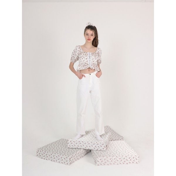 [리퍼브]Hook Flower Blouse_2Colors