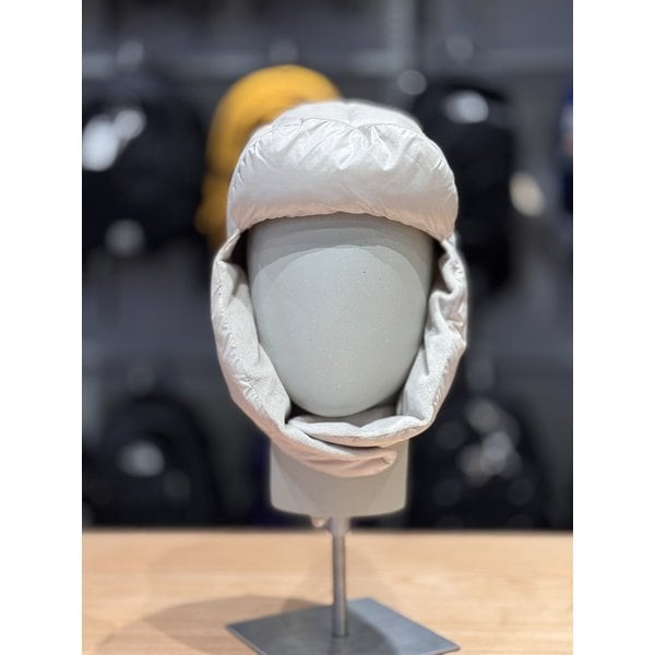 [부산점] 남여공용 눕시 다운 이어머프 캡 NE3CQ59D