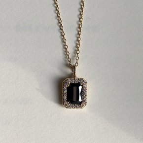 Black halo necklace (2024fw20)