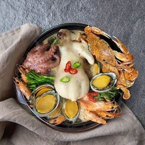 푸짐한 통영 푸짐한 해신탕 2인분(닭/약초팩/전복/새우)