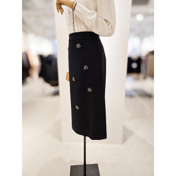 [파주점] [더아이잗컬렉션]A라인 메탈 버튼 스커트 CR2A0SK331