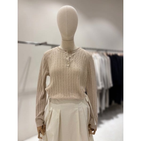 [부산점] 라운드 앞단추 꽈배기 니트 (NJK6SP243)