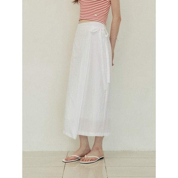Lip pocket H line lap skirt - white