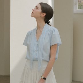 Tie collar shirring short sleeve blouse_Sky blue