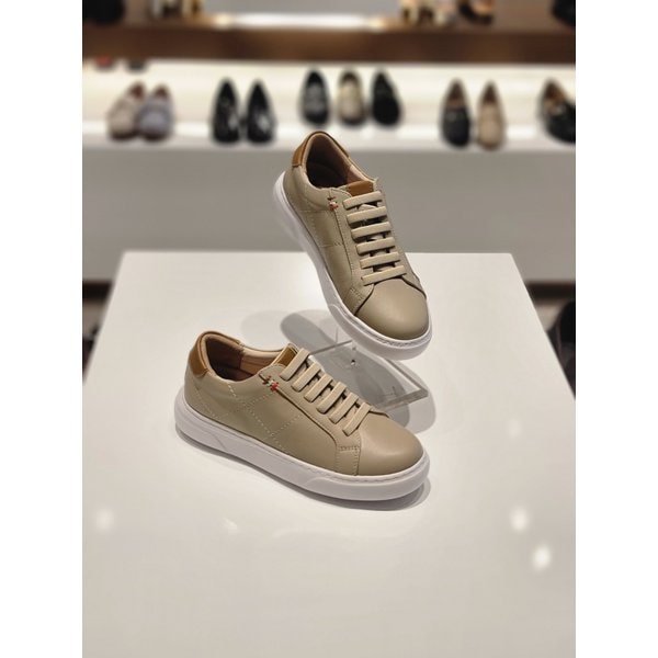 [부산점] 여성 경량 스니커즈sbflf03200