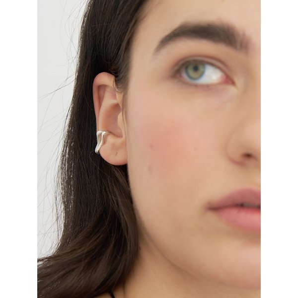 Slim Loop Ear Cuff