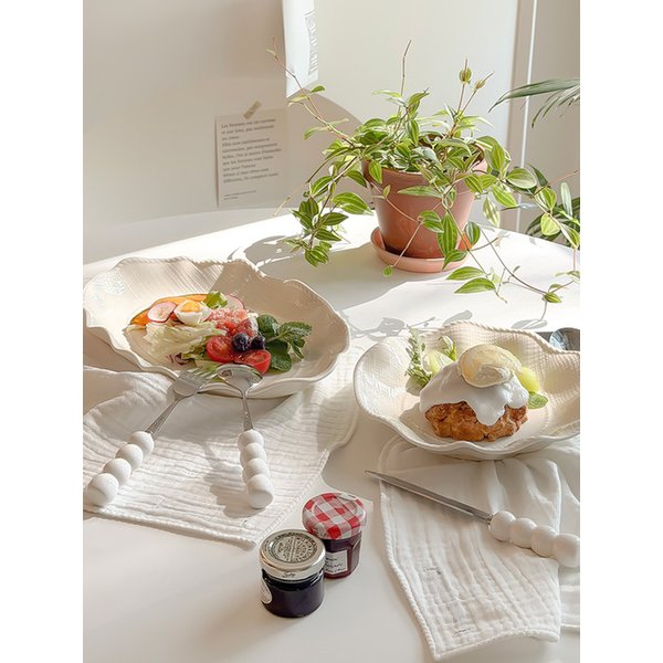 확대된 대표 Main Image