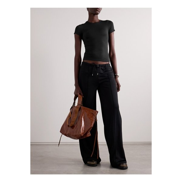 스킴스 소프트 스무딩 심리스 티셔츠 이클립스 블랙 1647597341069910