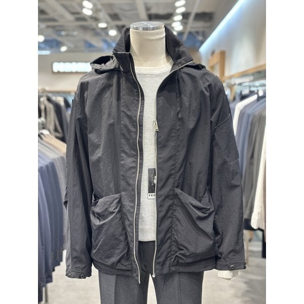 [파주점] 남성  24 S/S  블랙 오버핏 후드 윈드 점퍼 RQAMBU04A