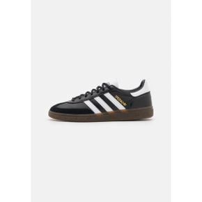 4196321 adidas HANDBALL SPEZIAL UNI - Trainers core black/footwear white 71429009